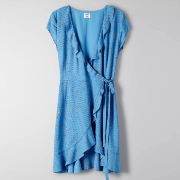 Aritzia Sunday Best Savoy Dress Size 8 - Picture 5 of 6